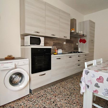 Appartamento Maestrale Porto Torres Exteriör bild