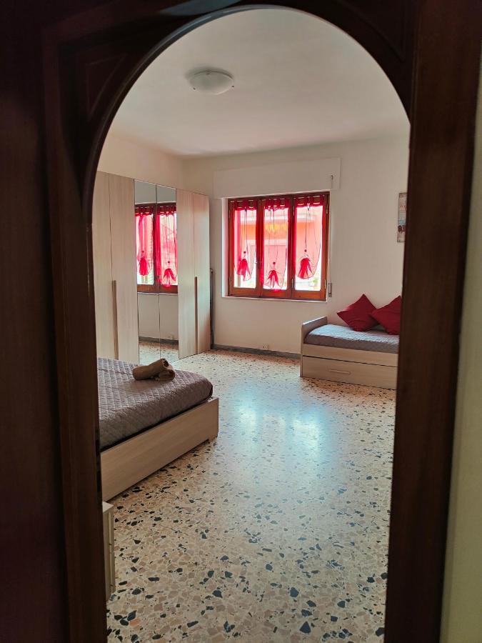 Appartamento Maestrale Porto Torres Exteriör bild